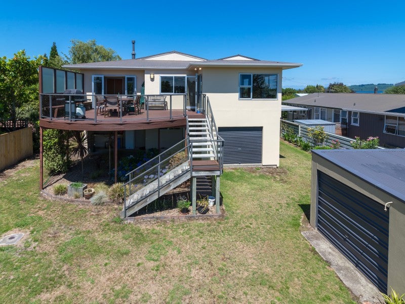 12 Aubrey Crescent, Rainbow Point, Taupo - Carousel 2