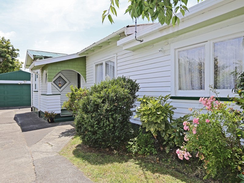 1000 Caroline Road, Mayfair, Hastings - Carousel 17