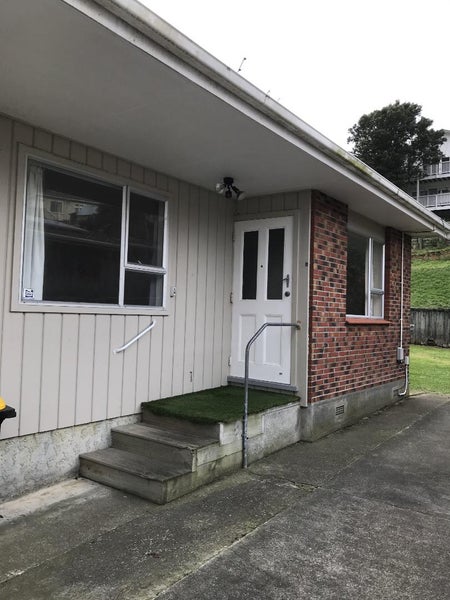 22B Darlington Road, Miramar, Wellington - Carousel 1