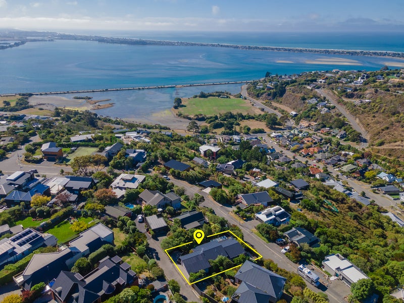 26 Patmos Place, Mount Pleasant, Christchurch - Carousel 2