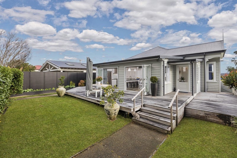 73 Mariri Road, One Tree Hill, Auckland - Carousel 2