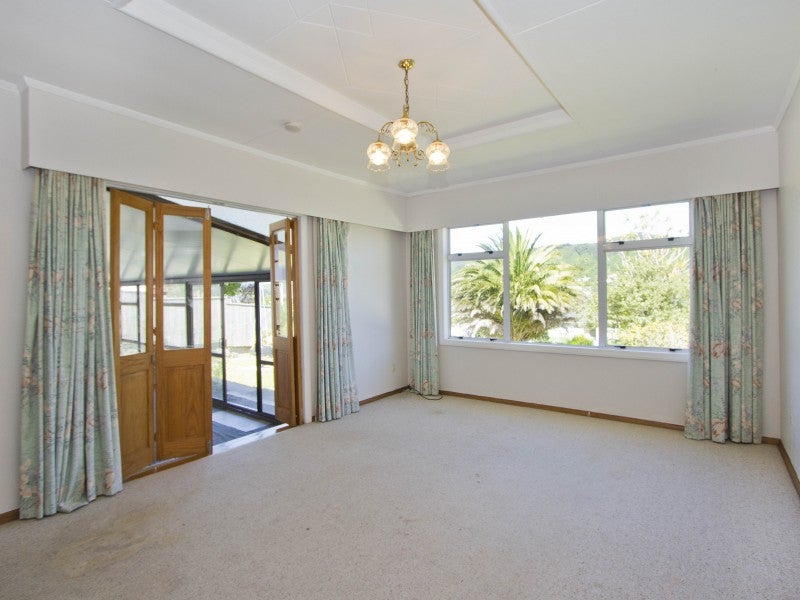 27 McKillop Street, Wainuiomata, Lower Hutt - Carousel 2