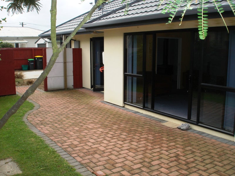 16A Pannell Avenue, Wainoni, Christchurch - Carousel 2