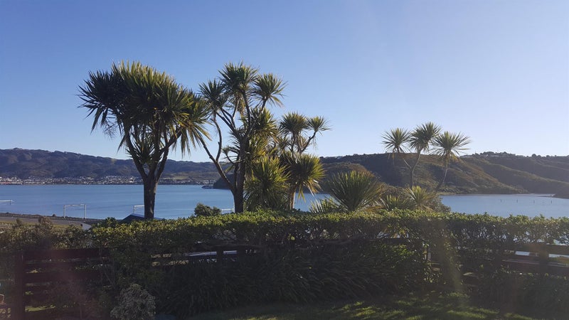 14 Brora Crescent, Papakowhai, Porirua - Carousel 1