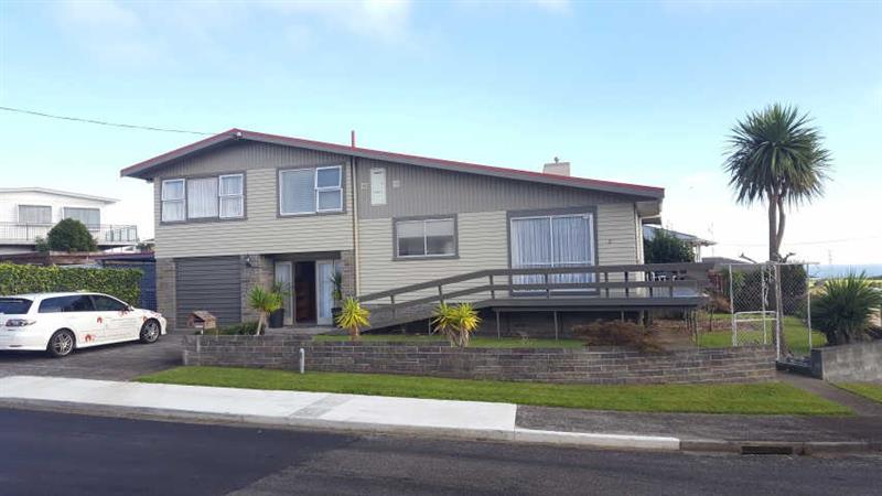 2 Tay Street, Spotswood, New Plymouth - Carousel 1