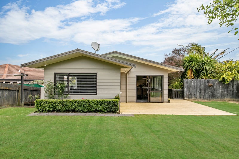 56 Ferry Road, Arkles Bay, Whangaparaoa - Carousel 1