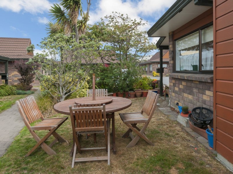 15/18 King Street, PETONE, LOWER HUTT - Carousel 13