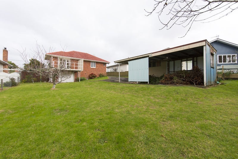 8 Paddington Street, Glen Innes, Auckland - Carousel 2