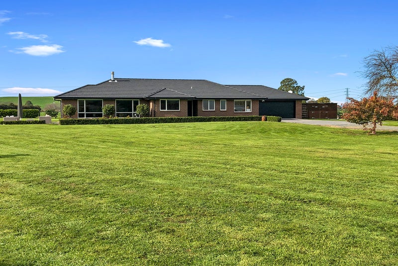 85 Inglefield Street, Pirongia, Te Awamutu - Carousel 1