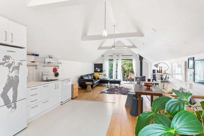 1/37 Alverston Street, Waterview, Auckland - Carousel 2