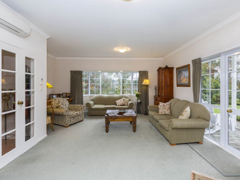 115 Katherine Mansfield Drive, Whitemans Valley, Upper Hutt - Carousel 2
