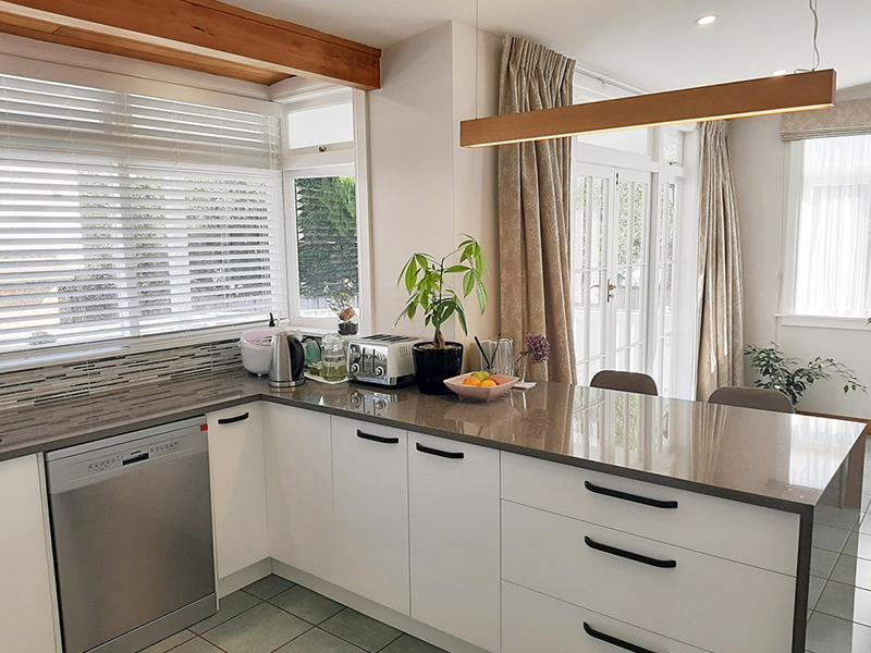 1 Rosedale Avenue, Mount Eden, Auckland - Carousel 2