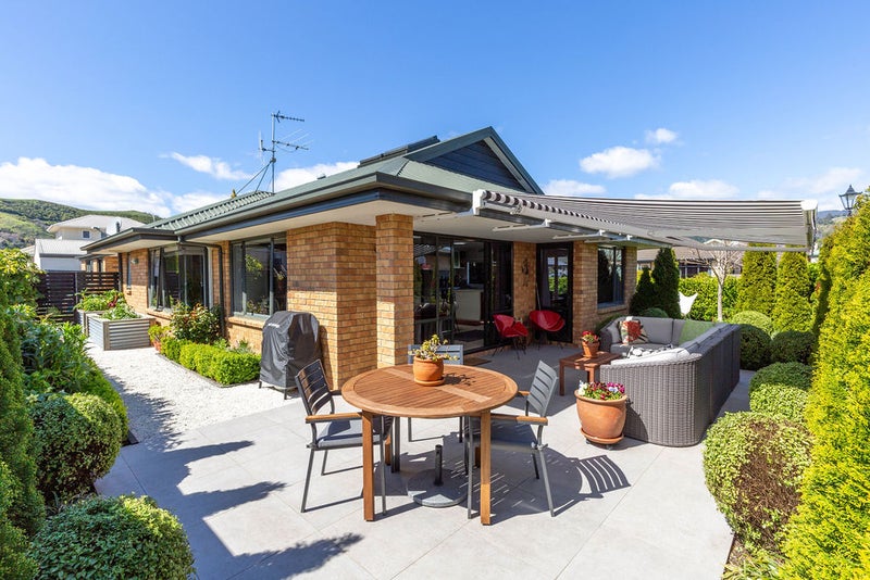 4 Di Pierri Way, The Wood, Nelson - Carousel 1