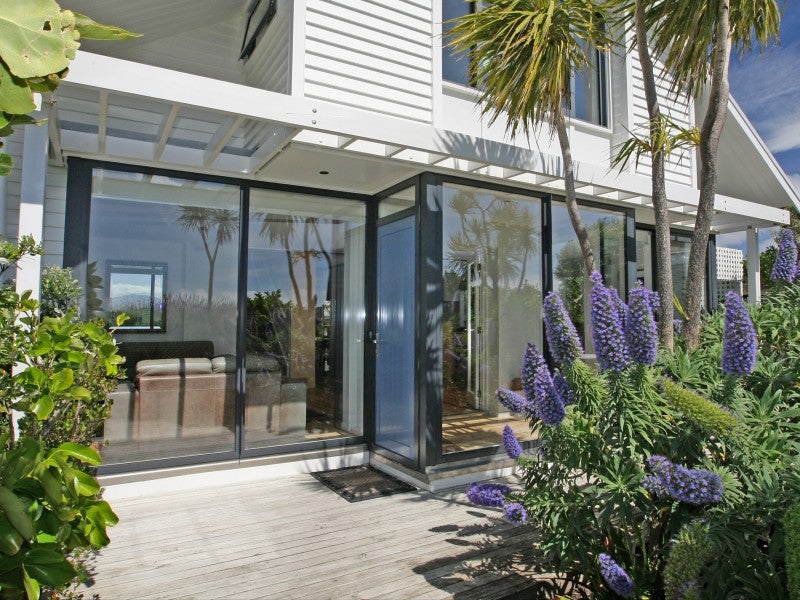 9 Marine Parade, Seatoun, Wellington - Carousel 2