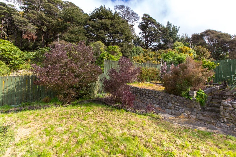 246 Waddington Drive, Naenae, Lower Hutt - Carousel 20