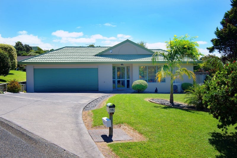 15 Brookvale Park, Stanmore Bay, Whangaparaoa - Carousel 2