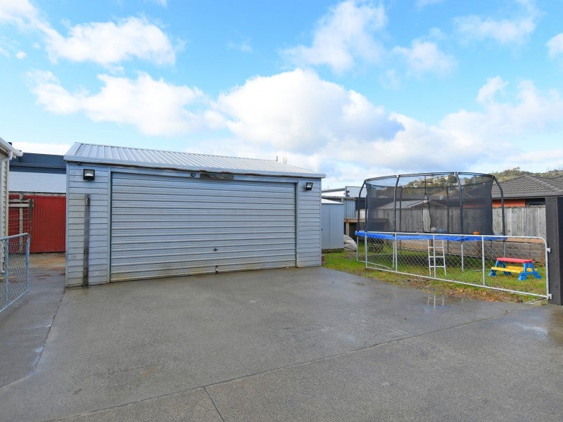 258 Fergusson Drive, Heretaunga, Upper Hutt - Carousel 14