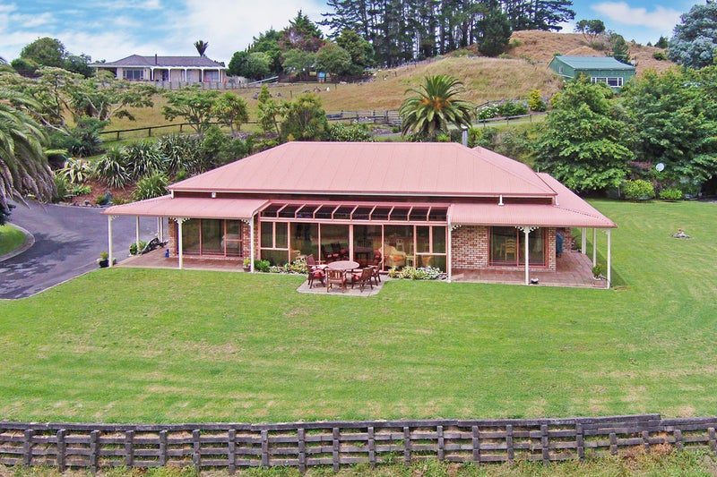 571 Ponga Road, Papakura - Carousel 1