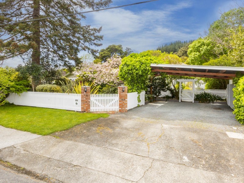 23 Cruickshank Road, Clouston Park, Upper Hutt - Carousel 20