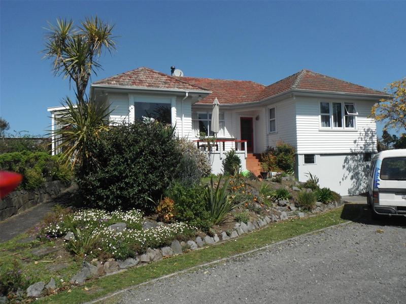 41A Omata Road, Marfell, New Plymouth - Carousel 1