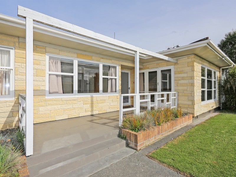 14 Keats Avenue, Onekawa, Napier - Carousel 2