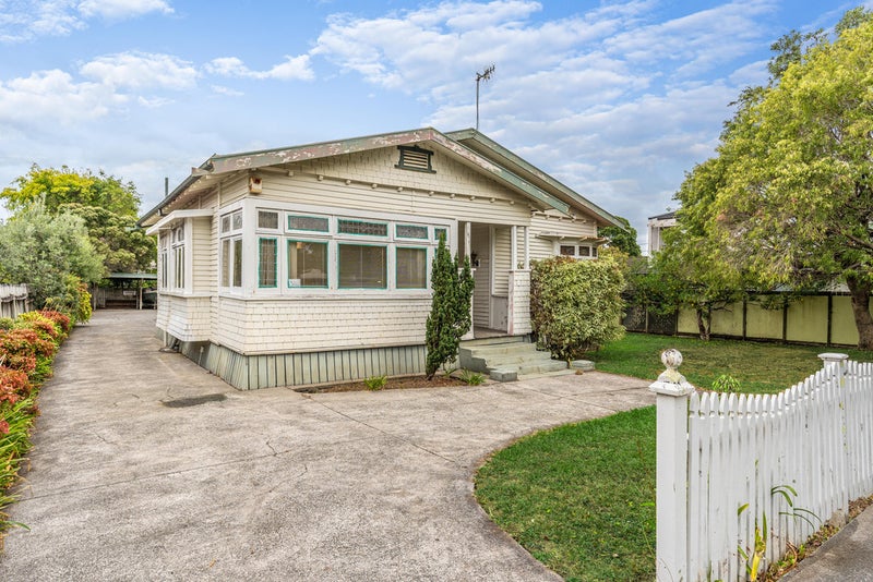 22 Rotomahana Terrace, Remuera, Auckland - Carousel 2