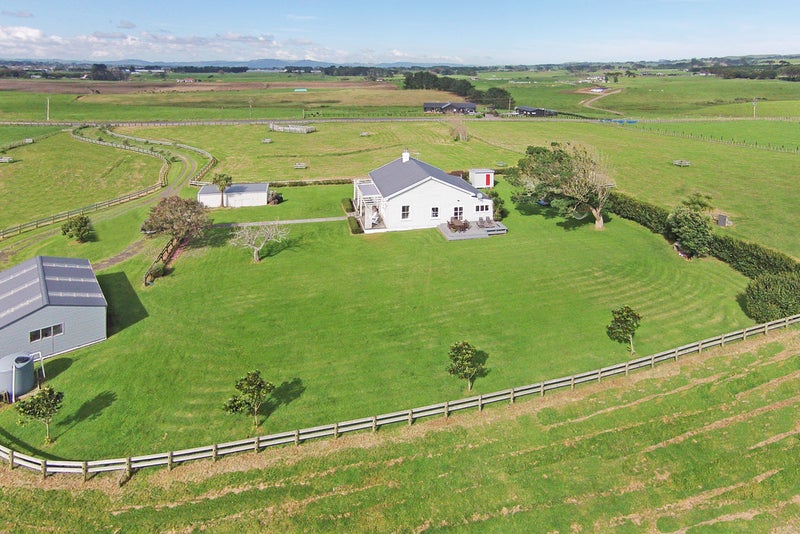 66 Kaihau Road, Karioitahi, Waiuku - Carousel 1
