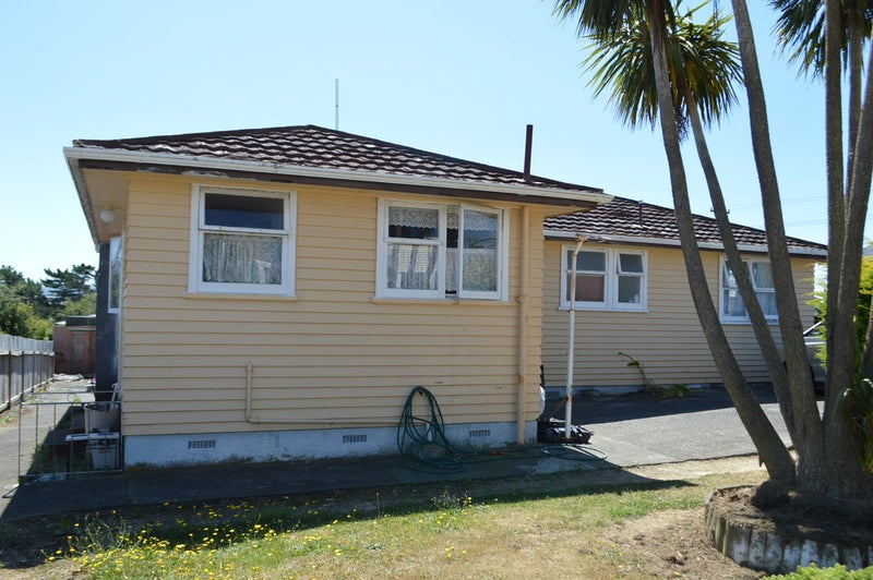 61 Fantame Street, Cannons Creek, Porirua - Carousel 1