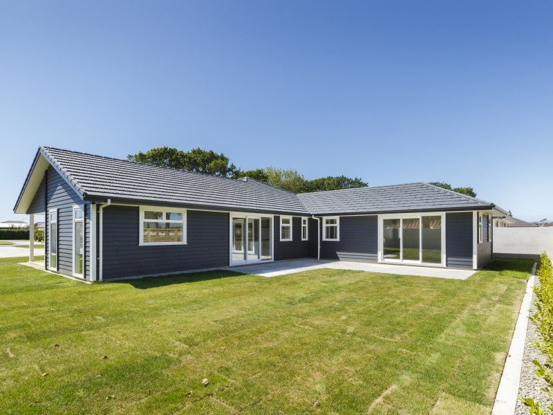 9 Grand Oaks Drive, Awapuni, Palmerston North - Carousel 2