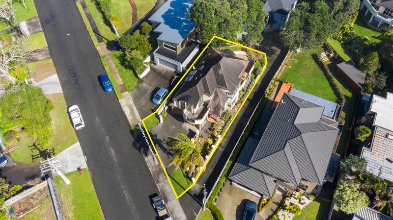 2/36 Sale Street, Howick, Auckland - Carousel 18