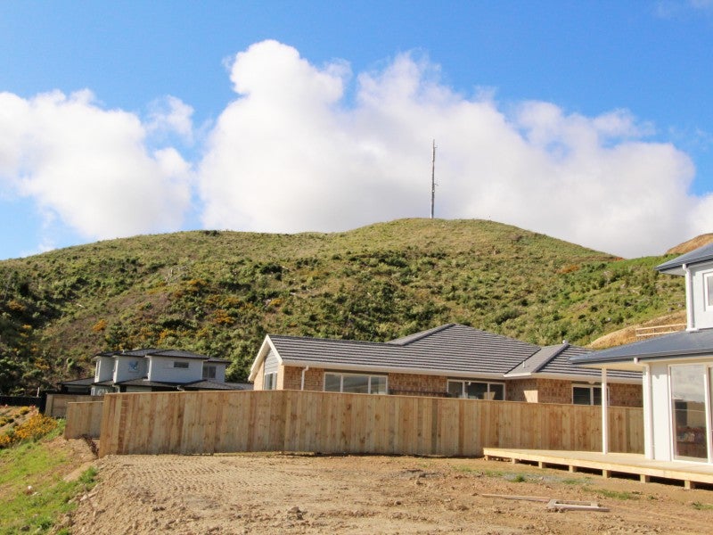 7 Glenorchy way, Aotea, PORIRUA - Carousel 20