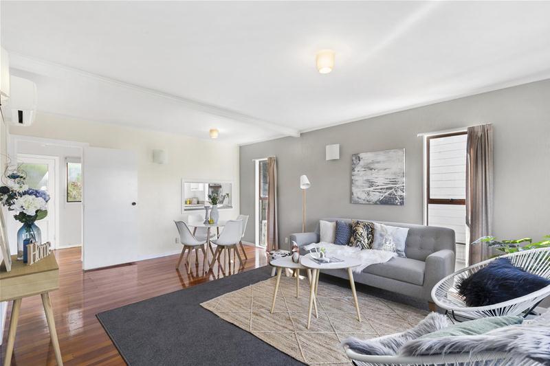 6A Stella Gr, Newlands, Wellington - Carousel 2