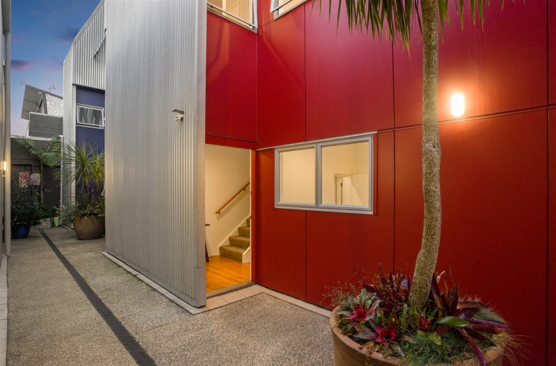 11J Gundry Street, Auckland Central, Auckland - Carousel 1