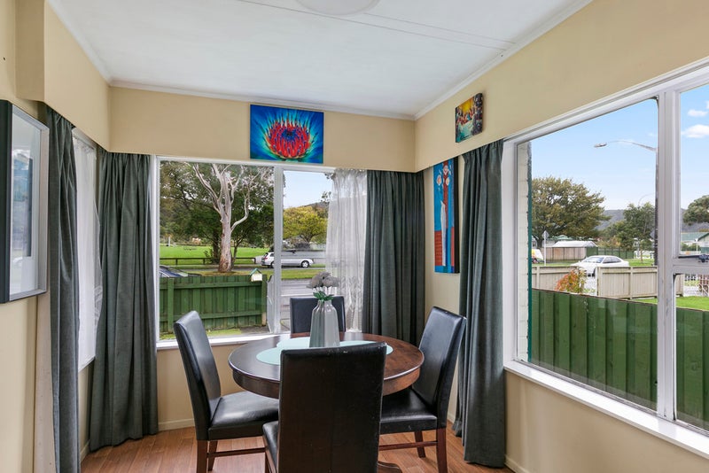 42 Parkway, Wainuiomata, Lower Hutt - Carousel 2