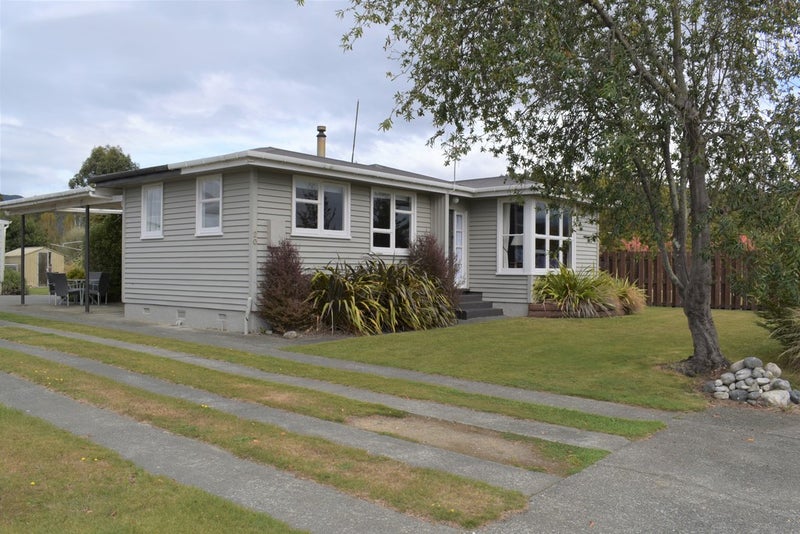 20 Freestone Place, Manapouri, Manapouri - Carousel 1