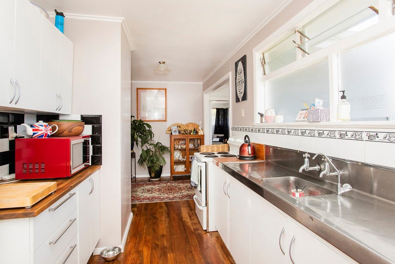 26 Tolerton Avenue, Elgin, Gisborne - Carousel 2