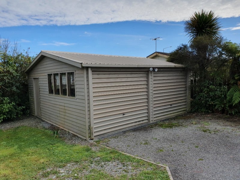 14 Nolan Crescent, Karoro, Greymouth - Carousel 15