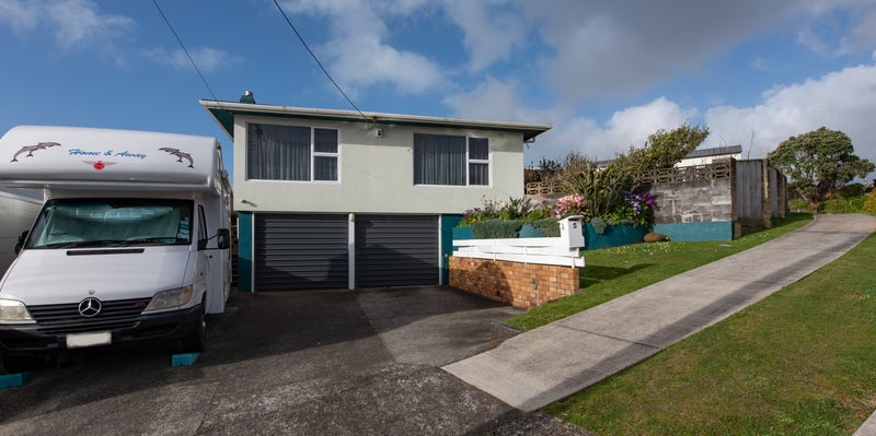 5 Melrose Street, Spotswood, New Plymouth - Carousel 1