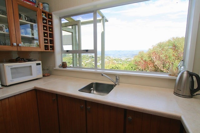 293 Dowse Drive, Maungaraki, Lower Hutt - Carousel 19