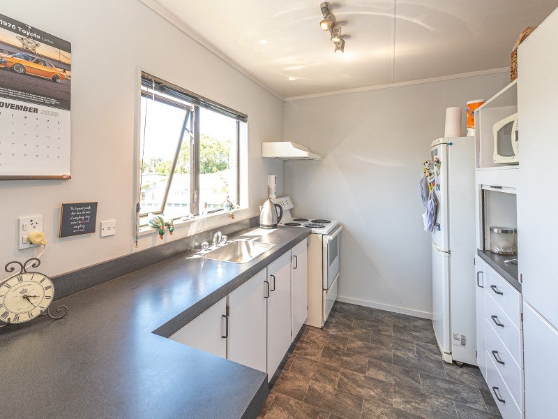 22B Nikau Street, Tawhero, Whanganui - Carousel 2