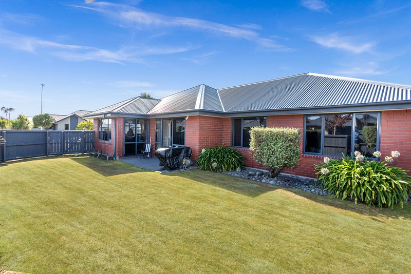 2 Marymere Place, Hei Hei, Christchurch - Carousel 1
