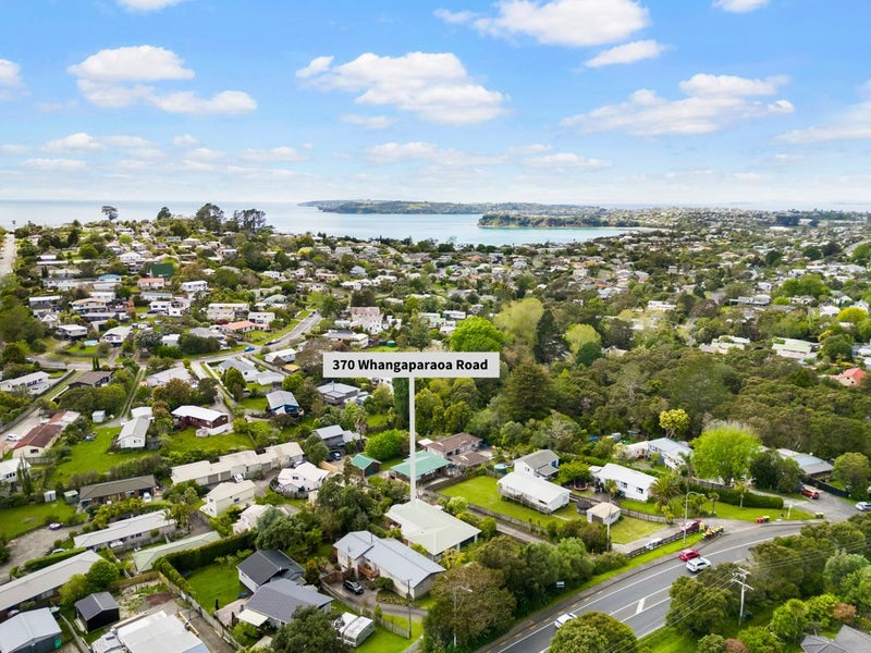 370 Whangaparaoa Road, Stanmore Bay, Whangaparaoa - Carousel 19