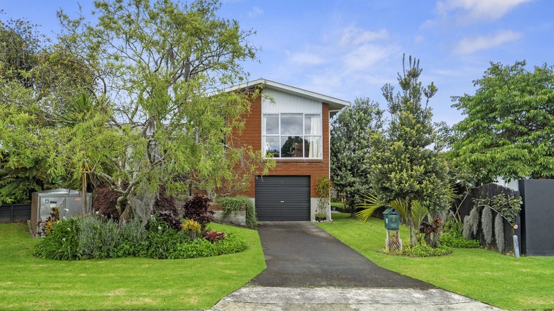 2 Shelley Street, Otumoetai, Tauranga - Carousel 1