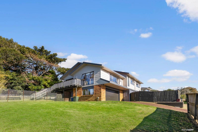 52 Nor'East Drive, Torbay, Auckland - Carousel 1