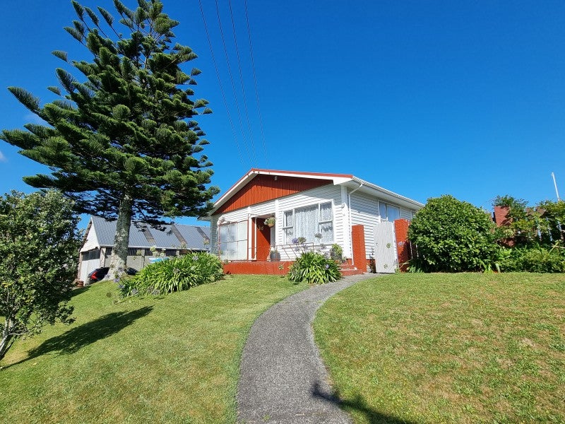 36 Reid Street, Blaketown, Greymouth - Carousel 1
