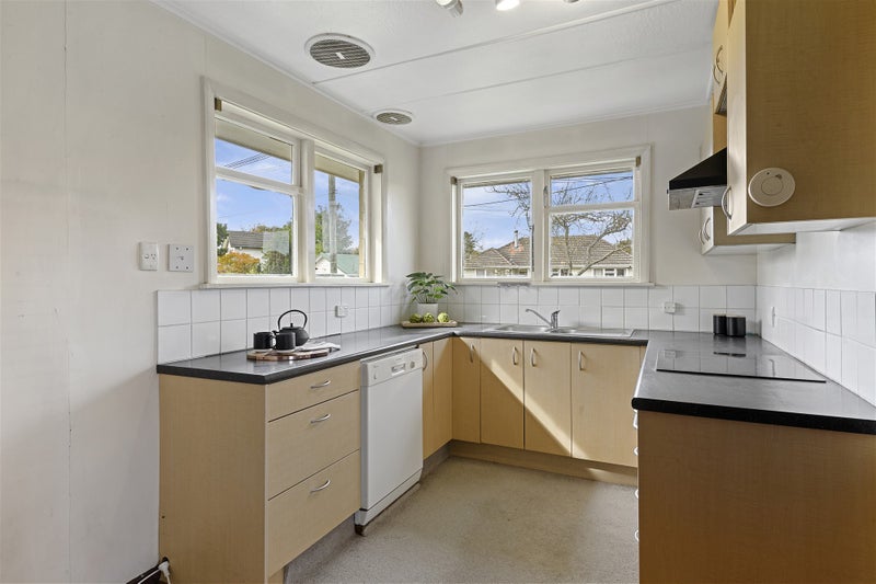 53 Flay Crescent, Burnside, Christchurch - Carousel 2