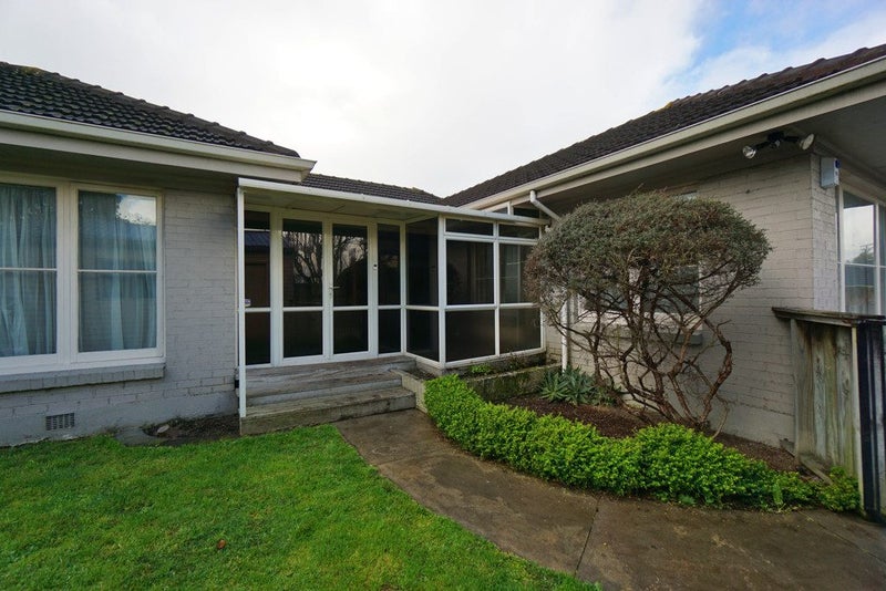 283 Cambridge Road, Hillcrest, Hamilton - Carousel 2