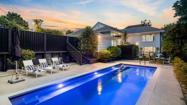 28 Homewood Avenue, Karori, Wellington - Carousel 1