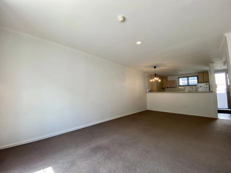 3C/8 Farnham Street, Parnell, Auckland - Carousel 1