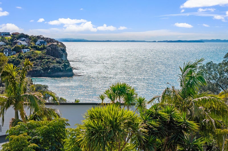 4C Hurdlow Place, Manly, Whangaparaoa - Carousel 1